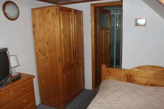 Гостевой дом Pensiunea Iulia Бран Двухместный номер с 1 кроватью или 2 отдельными кроватями-24